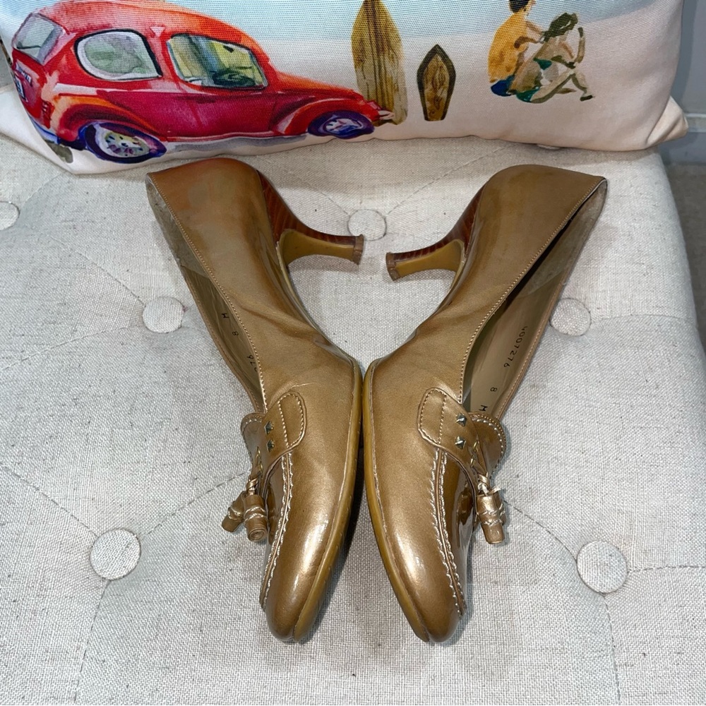 Stuart Weitzman moccasin pump Gold leather Heels Size 8W Women'S - Picture 7 of 10
